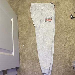Under armor pants